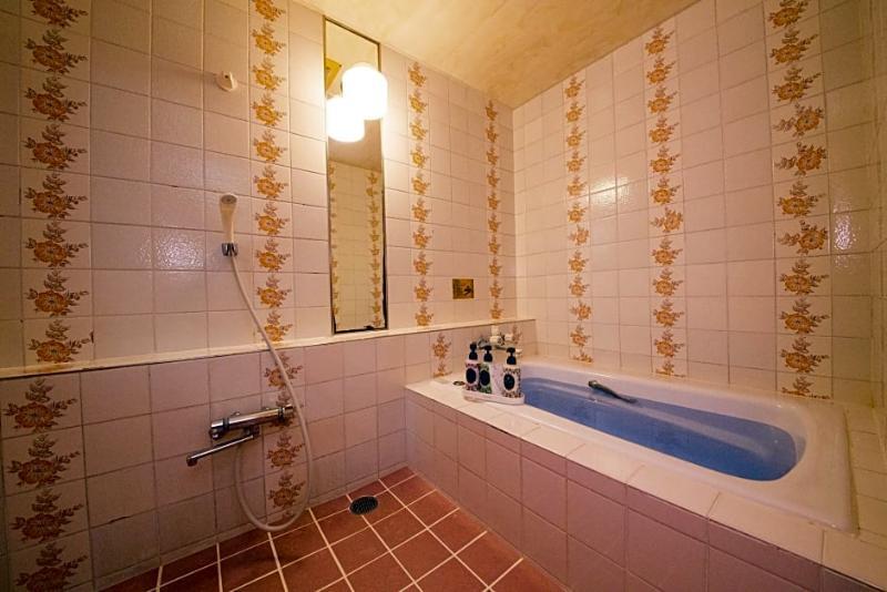 Hotel Candy Hall (Adults Only) Осака Экстерьер фото